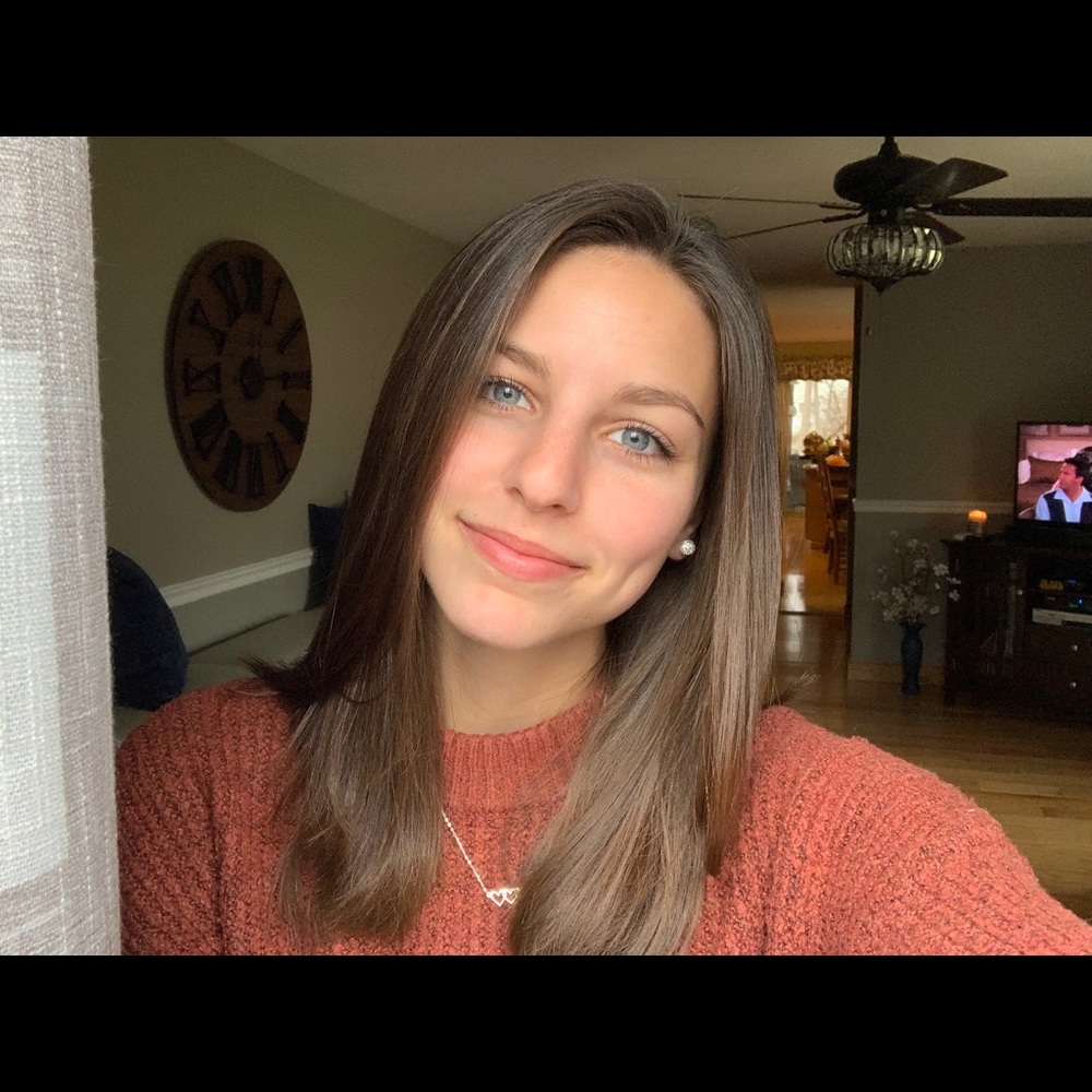 Meet your Posher, Kayla